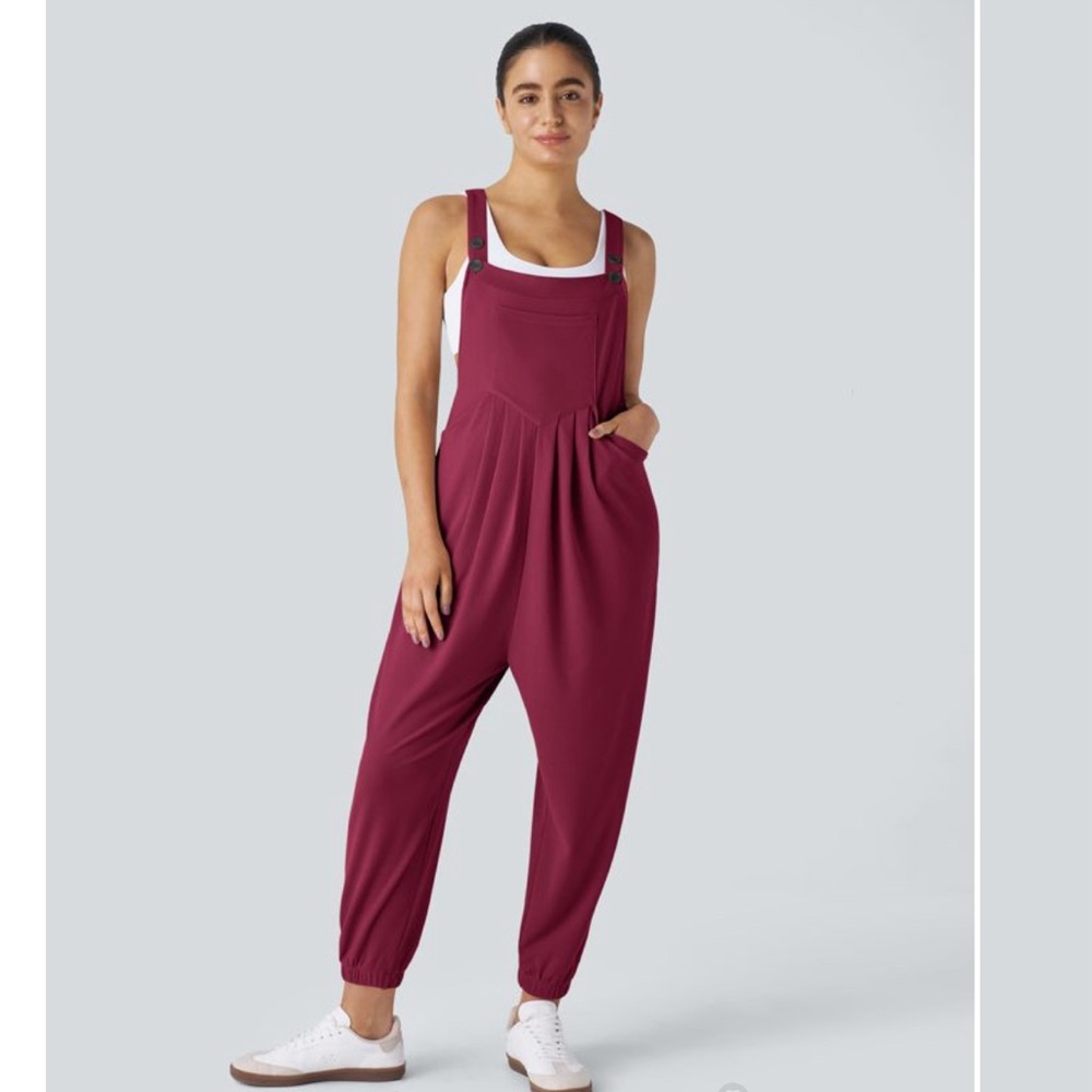 HALARA NWT Dark Red Jogger